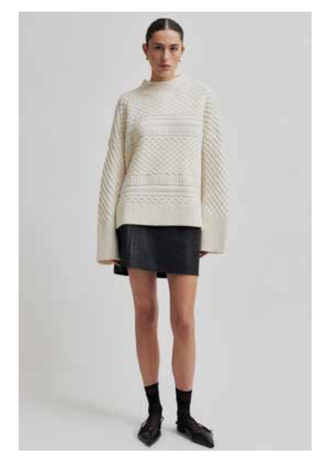 Glavia Knit T neck