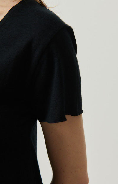 Jacksonville V Neck tee Black